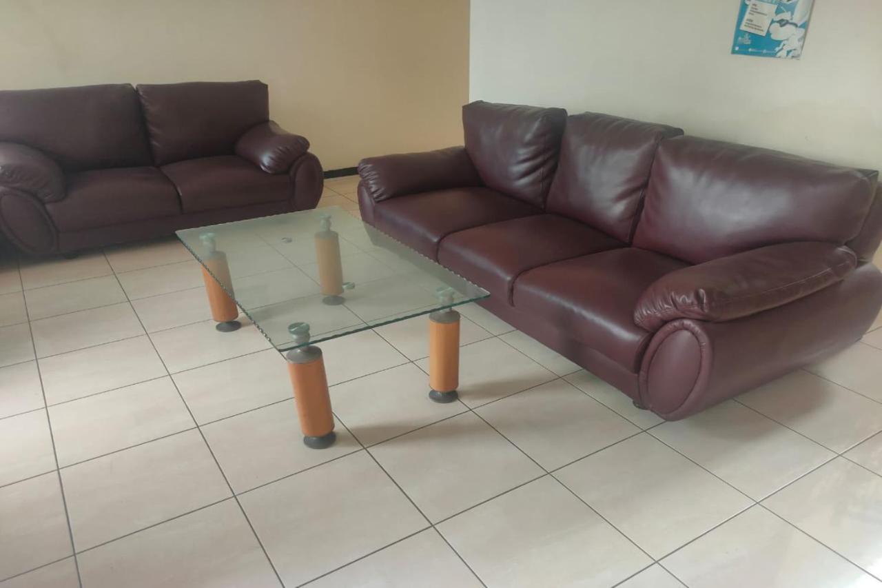 Oyo 91209 Arjuna Residence Syariah Sby Surabaja Zewnętrze zdjęcie