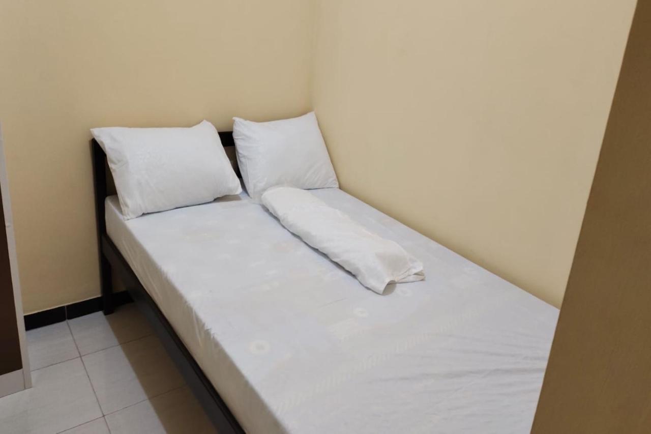 Oyo 91209 Arjuna Residence Syariah Sby Surabaja Zewnętrze zdjęcie